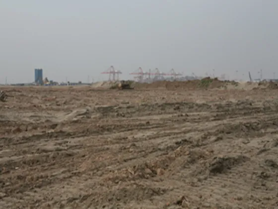 宅基地是松軟的地基怎么辦阿。